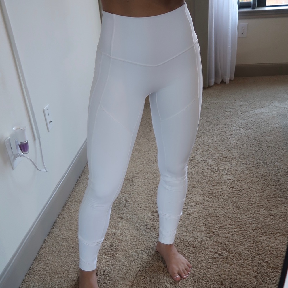 Lululemon All The Right Places 28”